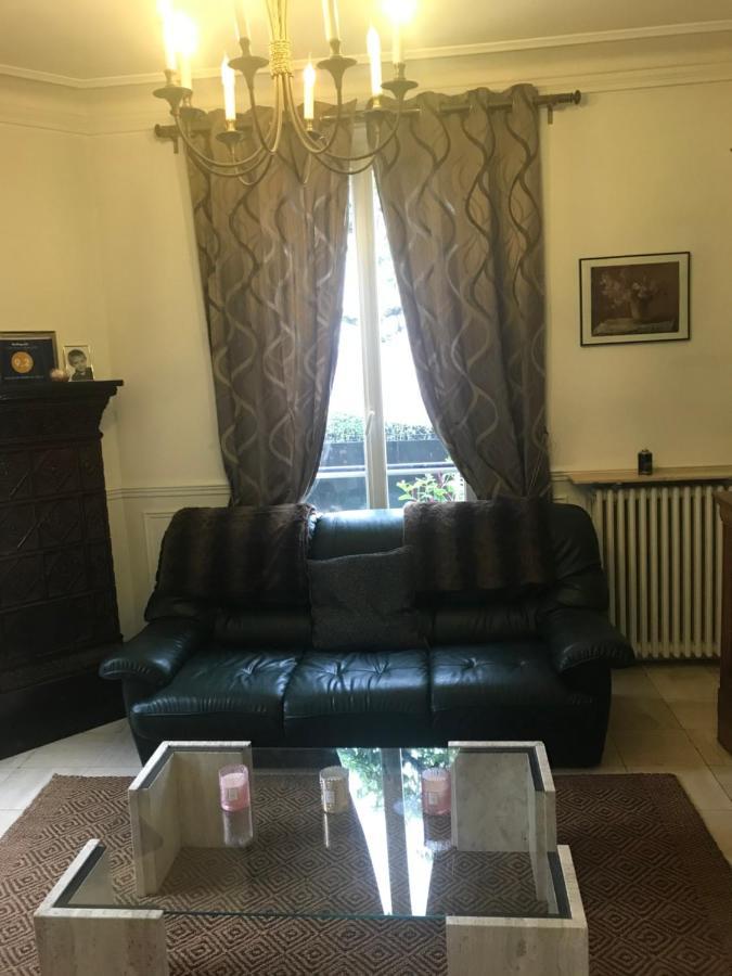 Maison En Pierre De Taille Le Raincy Экстерьер фото